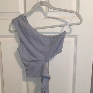 Tie crop top